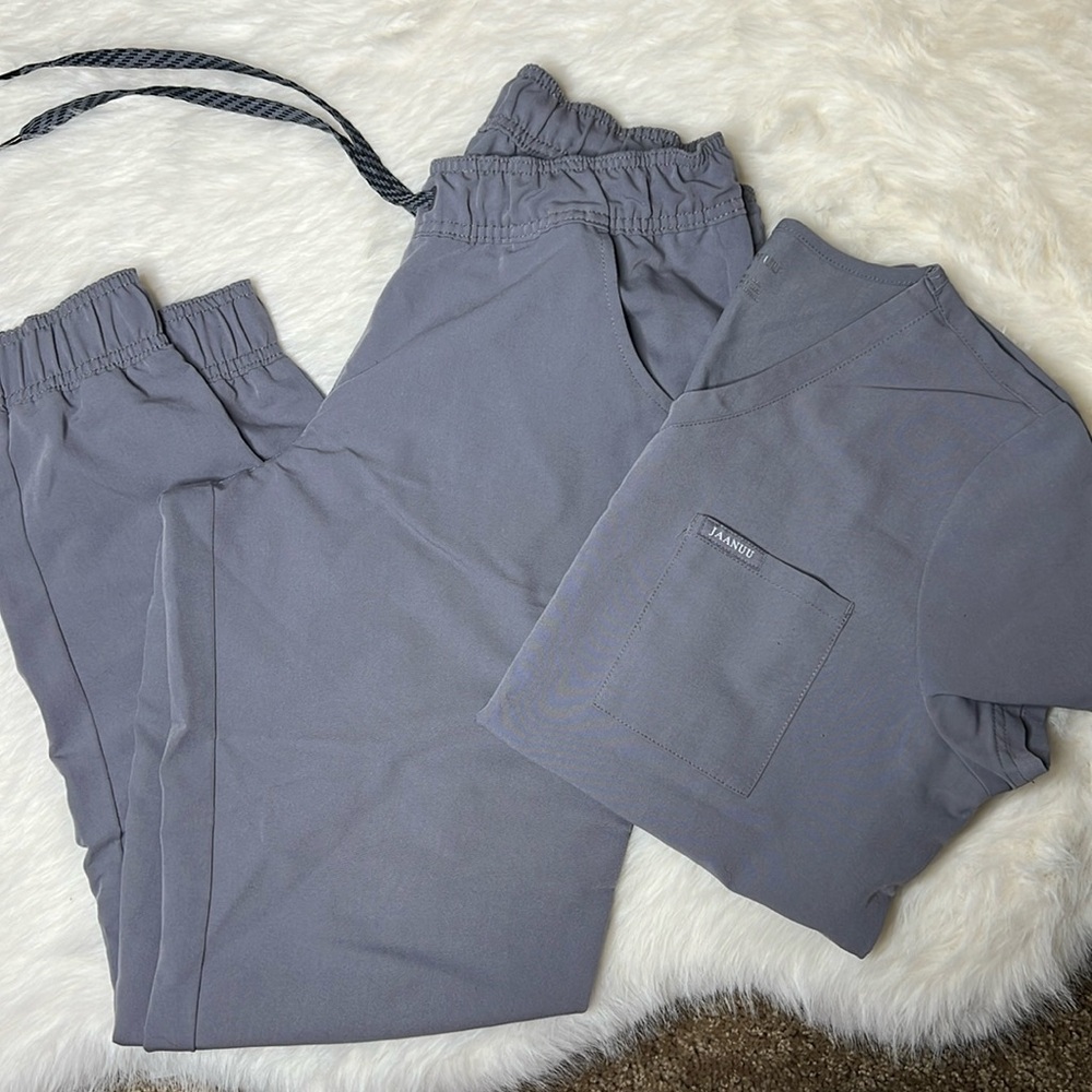 JAANUU Scrub Set Gray